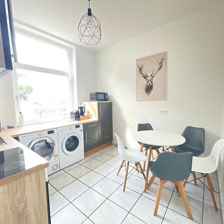 65Qm - City - Popular Street - Limmerstrasse - Mallibase Apartments Hannover Buitenkant foto