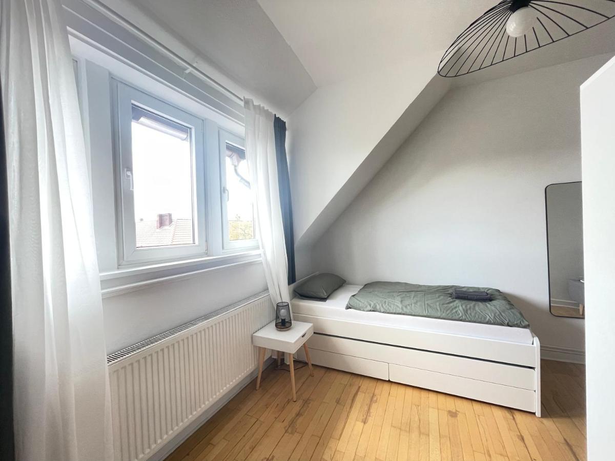 65Qm - City - Popular Street - Limmerstrasse - Mallibase Apartments Hannover Buitenkant foto